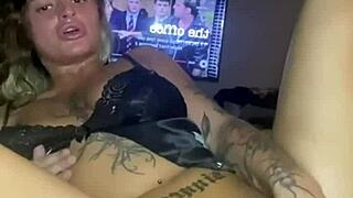 hey horny goth teen, you fuck that toy so deep till you cum hard right?