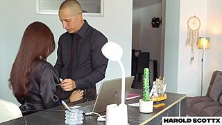 fukkin my slutty boss pantyhose n heels fetish damn