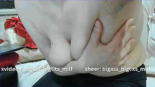 overwhelmed by my hairy armpits and juicy curves aching for touch