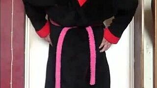 hey guys i hope ya like watchin me gulp my own pee cuz i crave yours too...