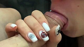 oh god i need that hot cum blasting in my mouth right now!!