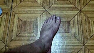 Hairy muscular bear strips outdoors for latina's delicious handjob treat