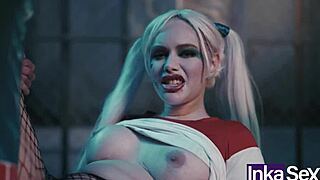 Hej supermanko, zaraď ten Harley Quinn netopiera hlboko do jej ritky a zachráň nás všetkých