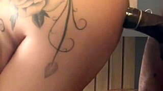 slipped downstairs for ifood but neighbor pulled me in to fuck quick preview 😏