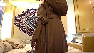 顔ラン高めのケモ耳コンカフェ嬢ひかりが太客に中出しドッグスタイル正常位でcreampieお金困りcosplay sex