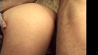 JEANNETTE SPREADS HER TIGHT ITALIAN ASS FOR Gaping ANAL!