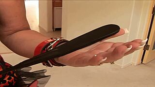 wanna see this mature milf mommy's ass gape from hard doggystyle pounding?