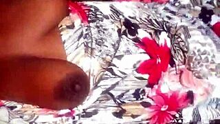 hey check me talking dirty with tits and pussy all out 😈💦 show off time baby!!