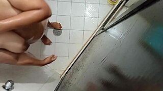 Mi Cuñada's Curvy Body Caught Voyeuring in Shower! 😈🚿