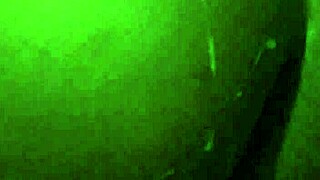 Haar sappige zwarte kont en kut laten me overal squirt spuiten