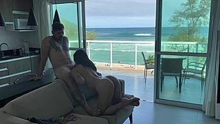 Ebony bodybuilder Latina returns from beach horny rides muscular cock to orgasm