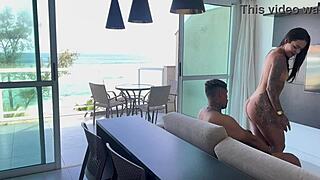 Ebony bodybuilder Latina returns from beach horny rides muscular cock to orgasm