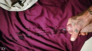 guy wanks huge cock to massive cumshot explosion