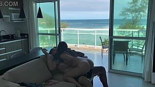 Ebony bodybuilder Latina returns from beach horny rides muscular cock to orgasm