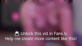 trying out this pussy workout on the beach feels so good