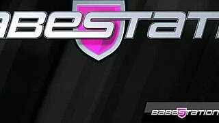 omg my petite body shakes masturbating with wand in stockings