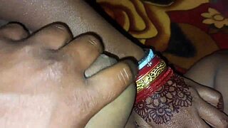 INDIAN DESI BRIDE'S TIGHT GAND CHUDAI HARDCORE DOGGYSTYLE GAPE!