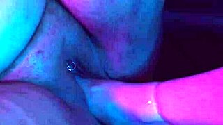 Lesbian feet worship leads to wet pussy licking and toe sucking bliss