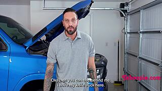 hey stepdaddy the mechanic shows me checking that dipstick right