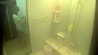 欲求不満人妻AVデビューでノンストップイキ潮