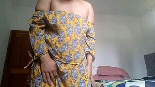 morena mexicana se desviste, se masturba y correte conmigo hablando sucia??