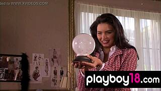 wanna see this big boobed latina sasckya porto strip on snowy bench?