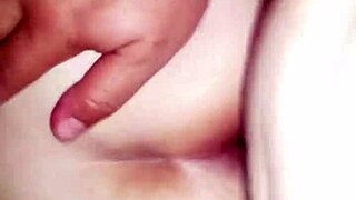 yo check this hot mexican flor from tijuana getting wild on cam 🇲🇽🔥😘 wanna see her drip?