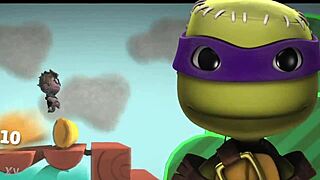 damn that big ass bounce got me thinking... do sackpeople even reproduce? 🍑💦