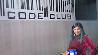 Feels wild watching my big ass wife in swingers ménage with two stacked butts bent over