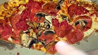 Saudi Snowwhite's Kinky Food Masturbation in La