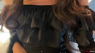 Does Snow White fuck her gnome lover behind the queen's back?