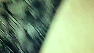 ai que delícia vendo essa thai vizinha gostosa gemendo com o cuzinho arrombado...