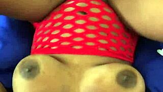 Sweet girlfriend's country moans lead to screaming orgasms