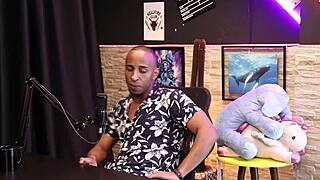 Sheer Red Swinger Negra Sucking Negro Cock Measures Up