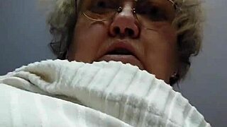 her hairy pussy spreads wide then pisses in hot stream