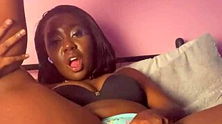 pretty babe casting dances interviews her softcore pussy up close