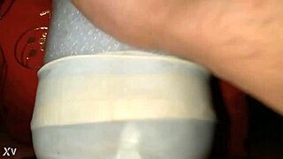 this homemade pussy gets slowly fucked nice and deep