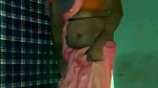 Shemale's Saree Mujra Dance Ignites Burning Passion Inside