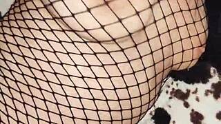 check out this gypsy skinny milf model posing in erotic lingerie