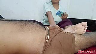 whoa step-daughter sneaks in to seduce step-dad for hot bedroom fuck 😏🔥