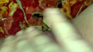 saudi arabian snowwhite in la munches pizza chocolate fruits in kinky teen masturbation compilation