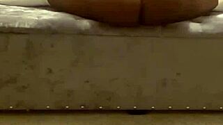 thick memphis bitch endures rough threesome with flexible shemale pounding