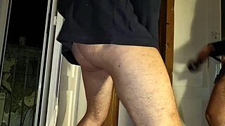 amateur handjob huge cock shoots tons thick sperm