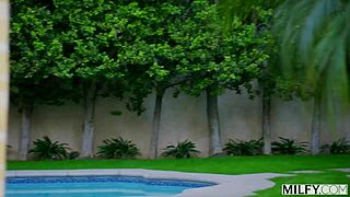 Milfy blonde milf charlie sneaks bbc craving from ex boyfriend