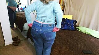 Explore same size vore fantasy in retro blue films style