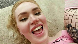 i get greta foss so wet then fuck her big pussy with my pee