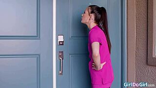 Snack on this shaved pussy? It's so tasty 😋👅