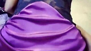 Bonita Latina Estudiante en Lenceria Muestra Culo Grande y Tetas Naturales