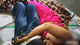 omg pakistani milf mommy's fat ass takes real homemade pounding with hindi moans