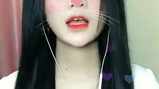 gái việt xinh livestream uplive sucking asian cock sexy webcam